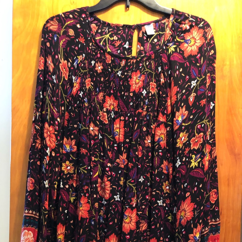 Old Navy Peasant top